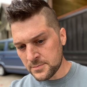 Meet your Posher, Posh